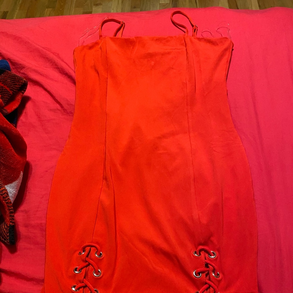 Gorgeous red bodycon dress
